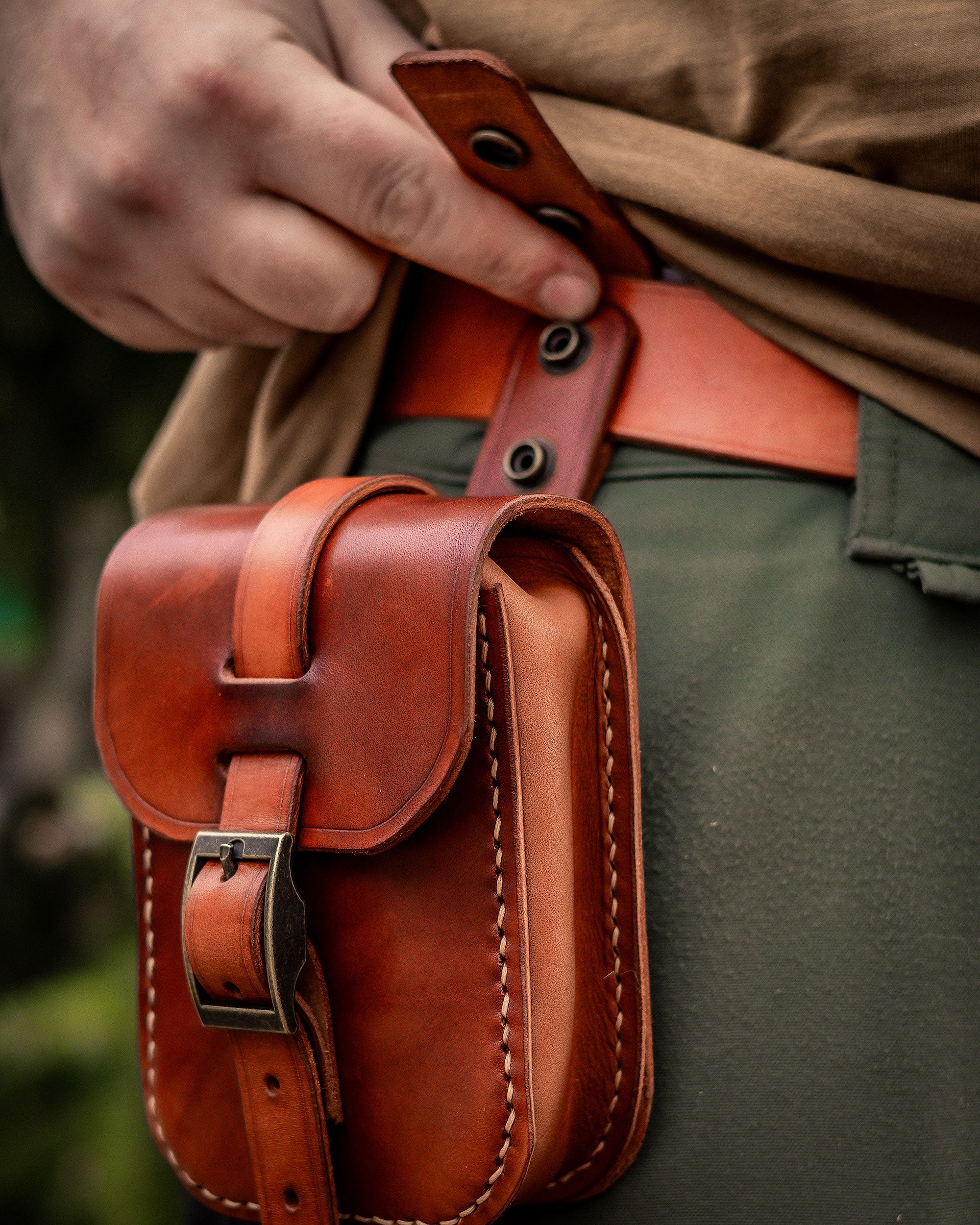 Vertical Bushcraft Leather Belt Bag The Wild Buck