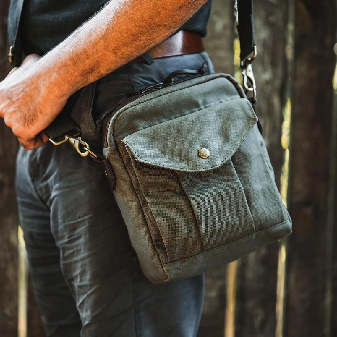 Small Dry Waxed Canvas Shoulder Bag