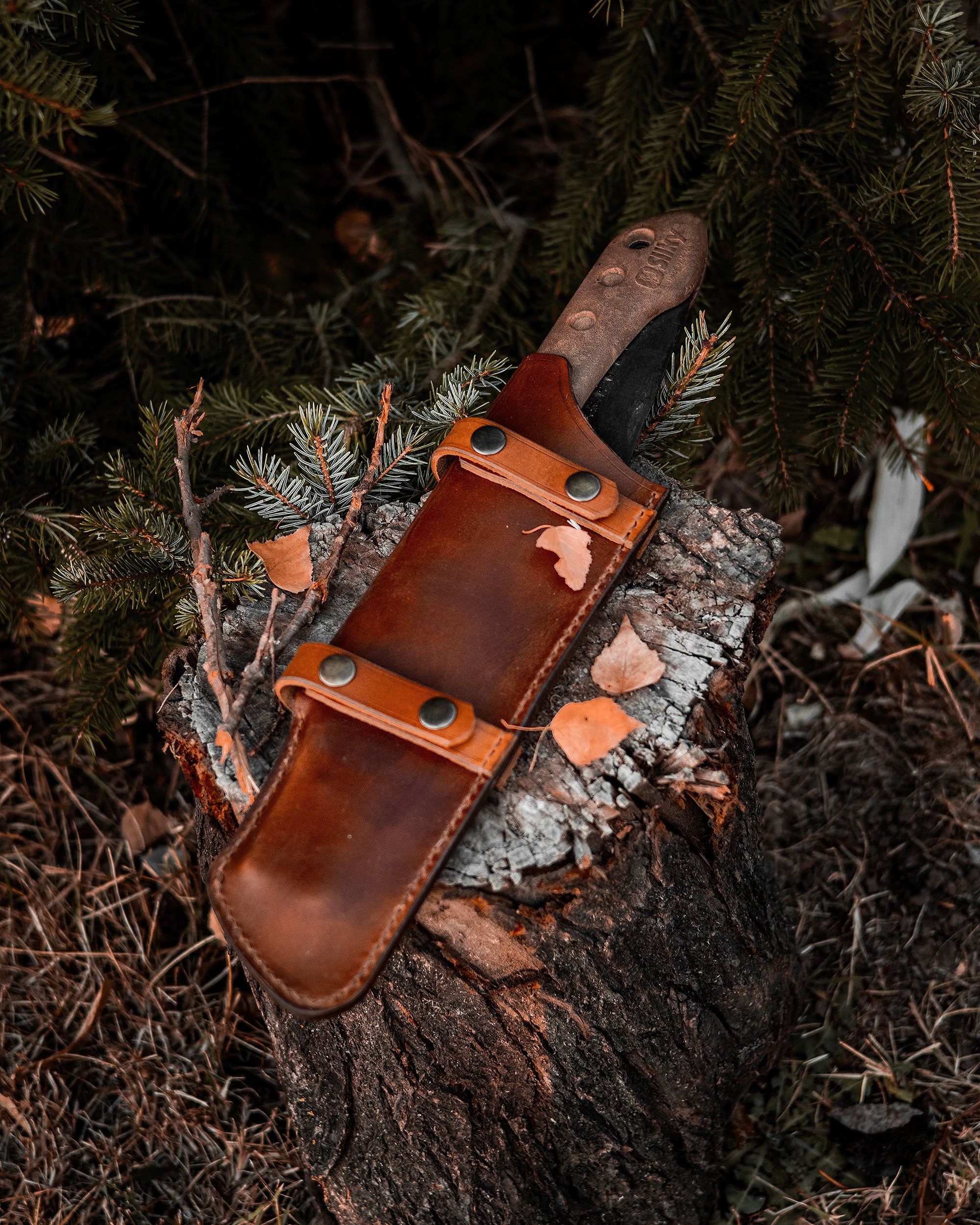 Leather Flat Belt Kit Bag by The Wild Buck Outdoors