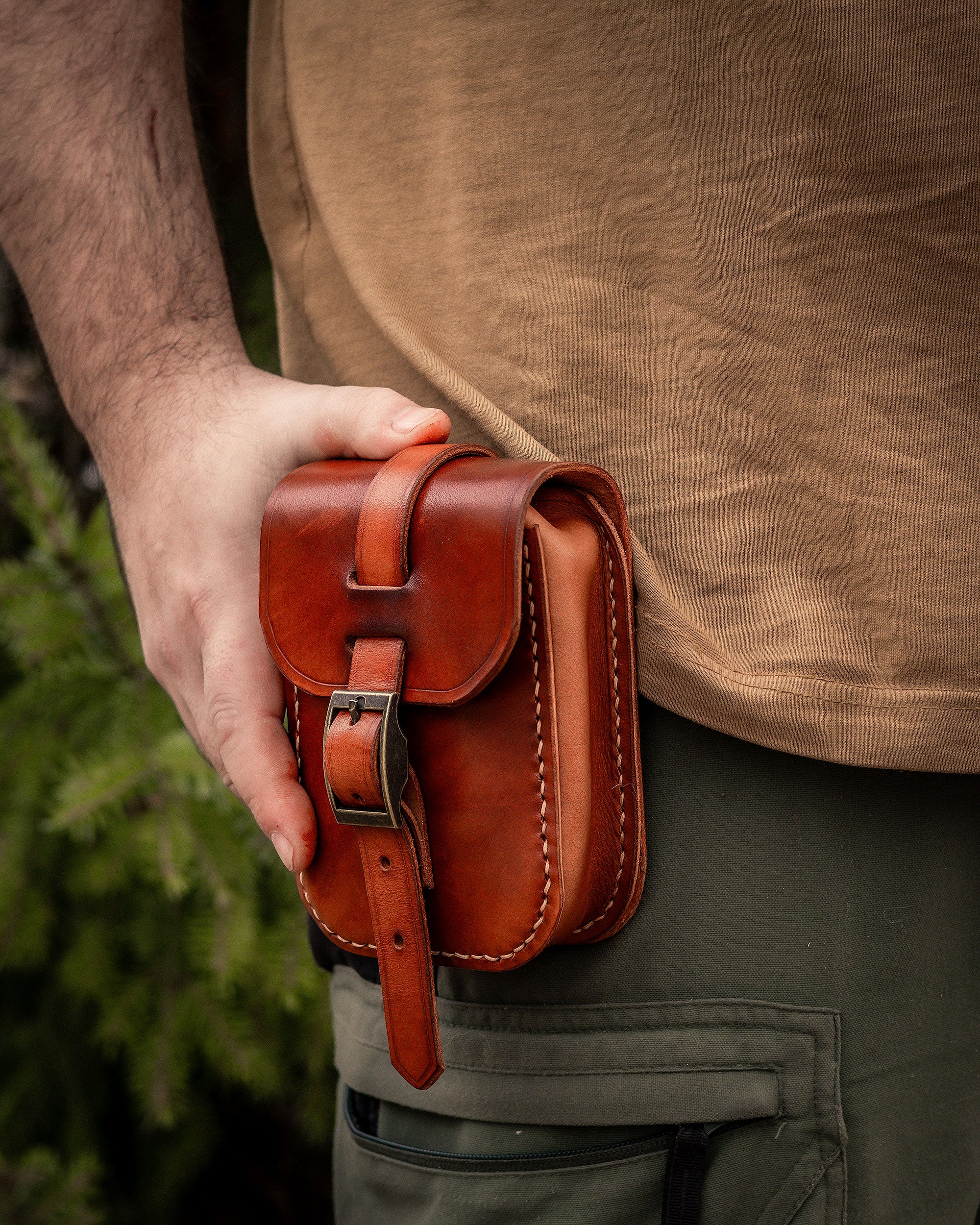 Vertical Bushcraft Leather Belt Bag The Wild Buck Outdoors