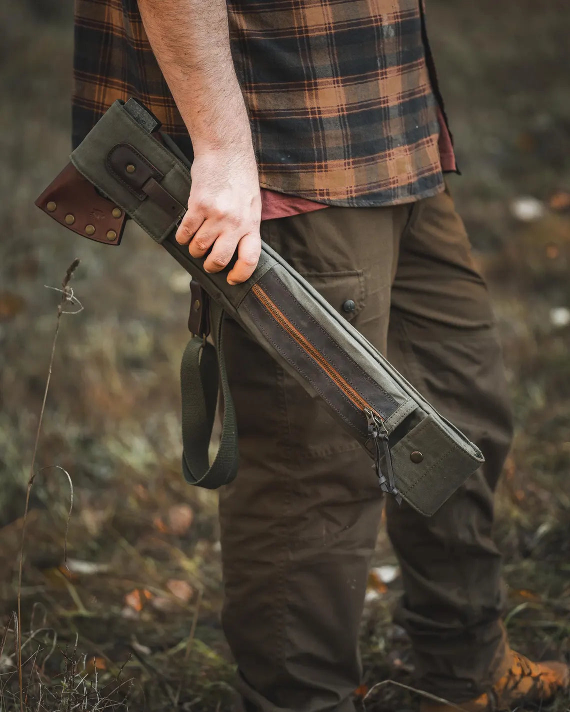 Dray Waxed Canvas Bushcraft Axe and Saw Sling in Khaki Green