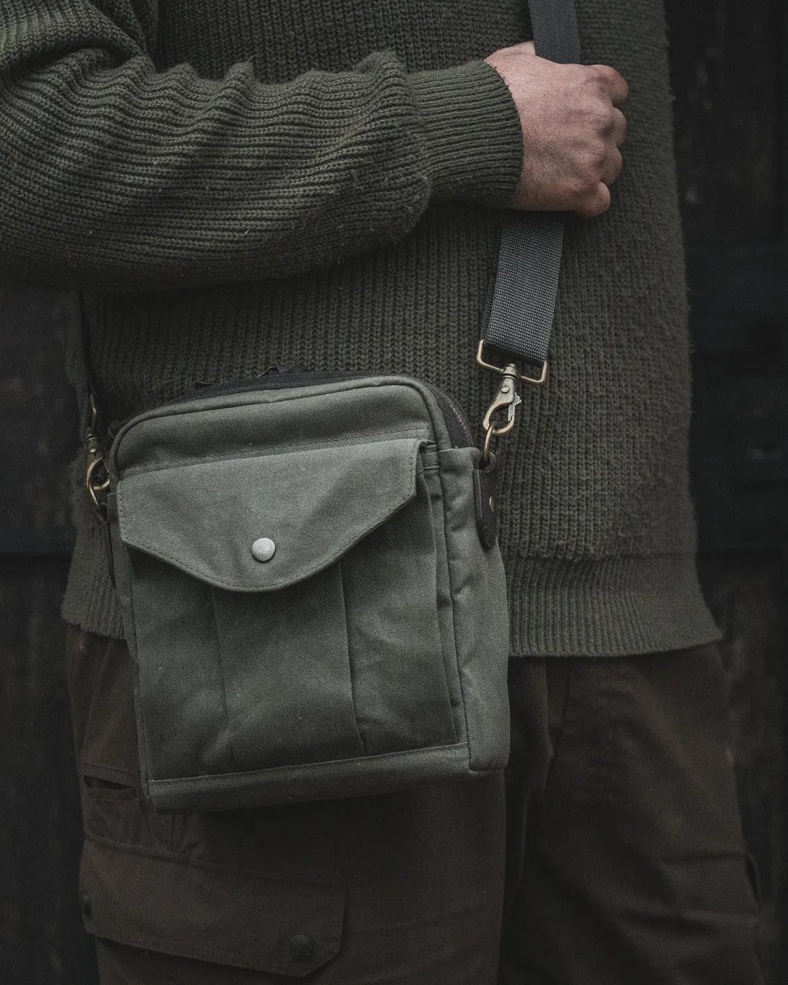 Small Dry Waxed Canvas Shoulder Bag
