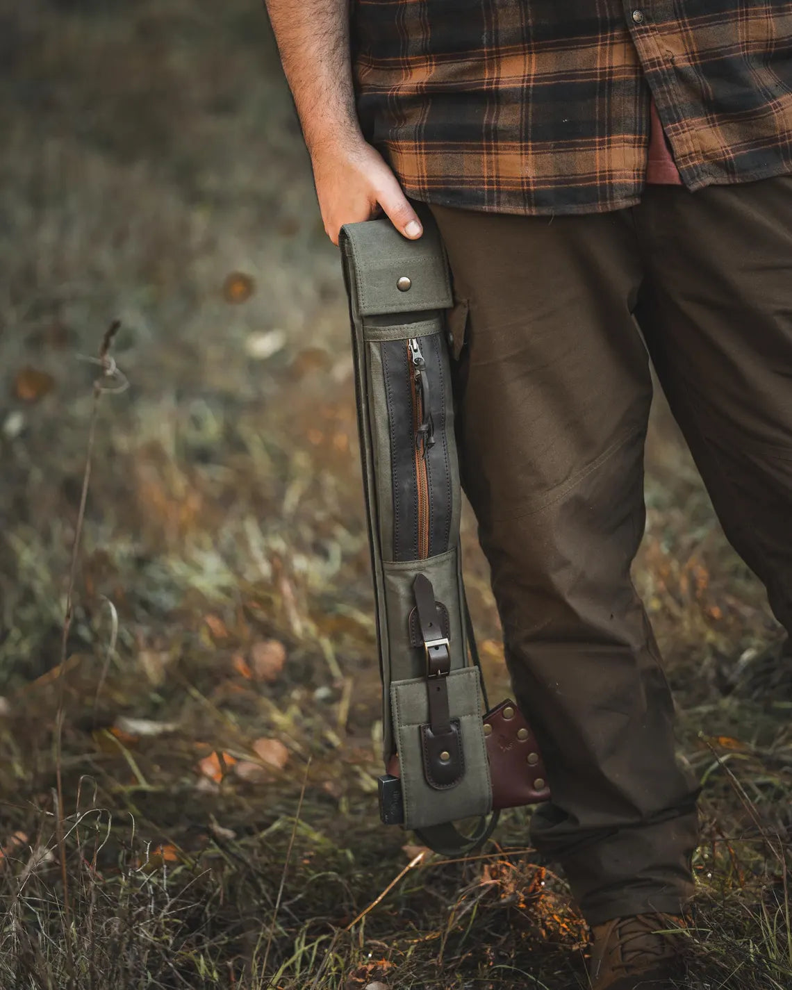 Dray Waxed Canvas Bushcraft Axe and Saw Sling in Khaki Green