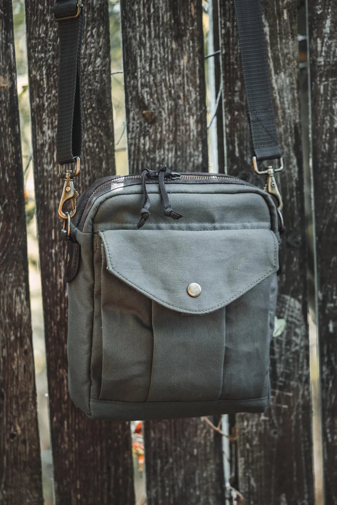 Small Dry Waxed Canvas Shoulder Bag