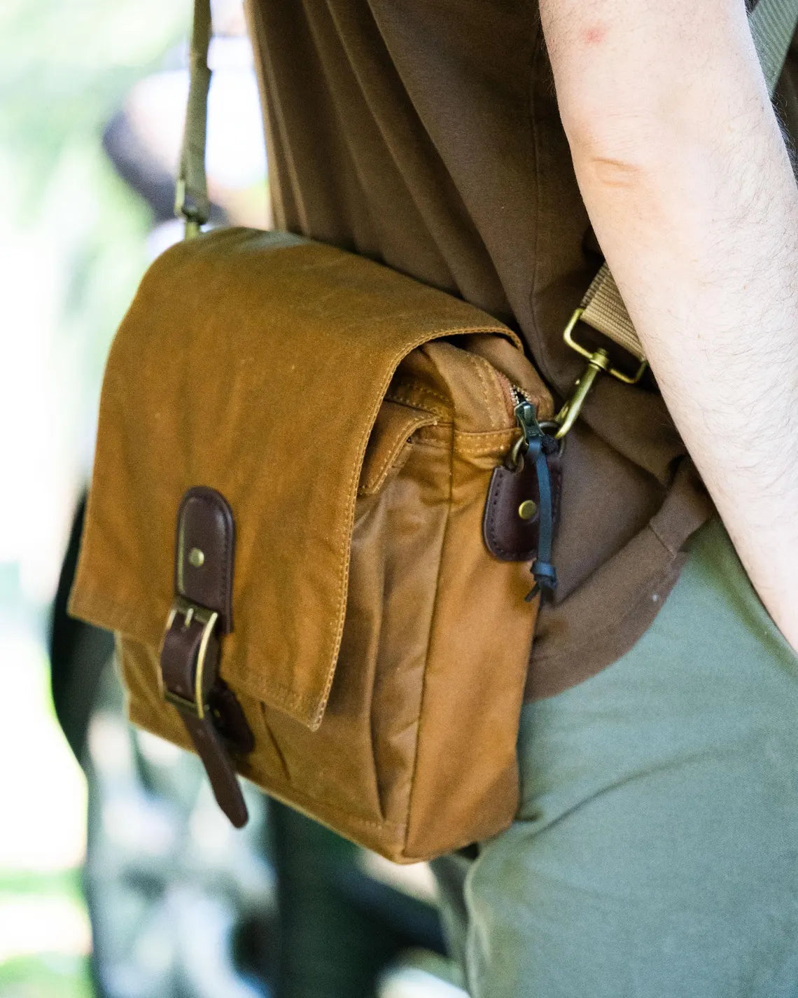 Waxed Canvas Oilskin Satchel in Beige