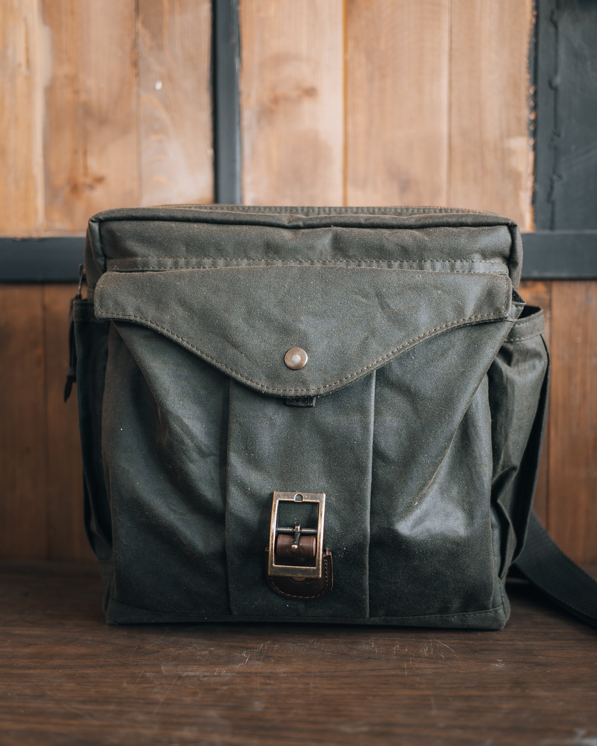 Waxed Canvas Oilskin Small Messenger Bag