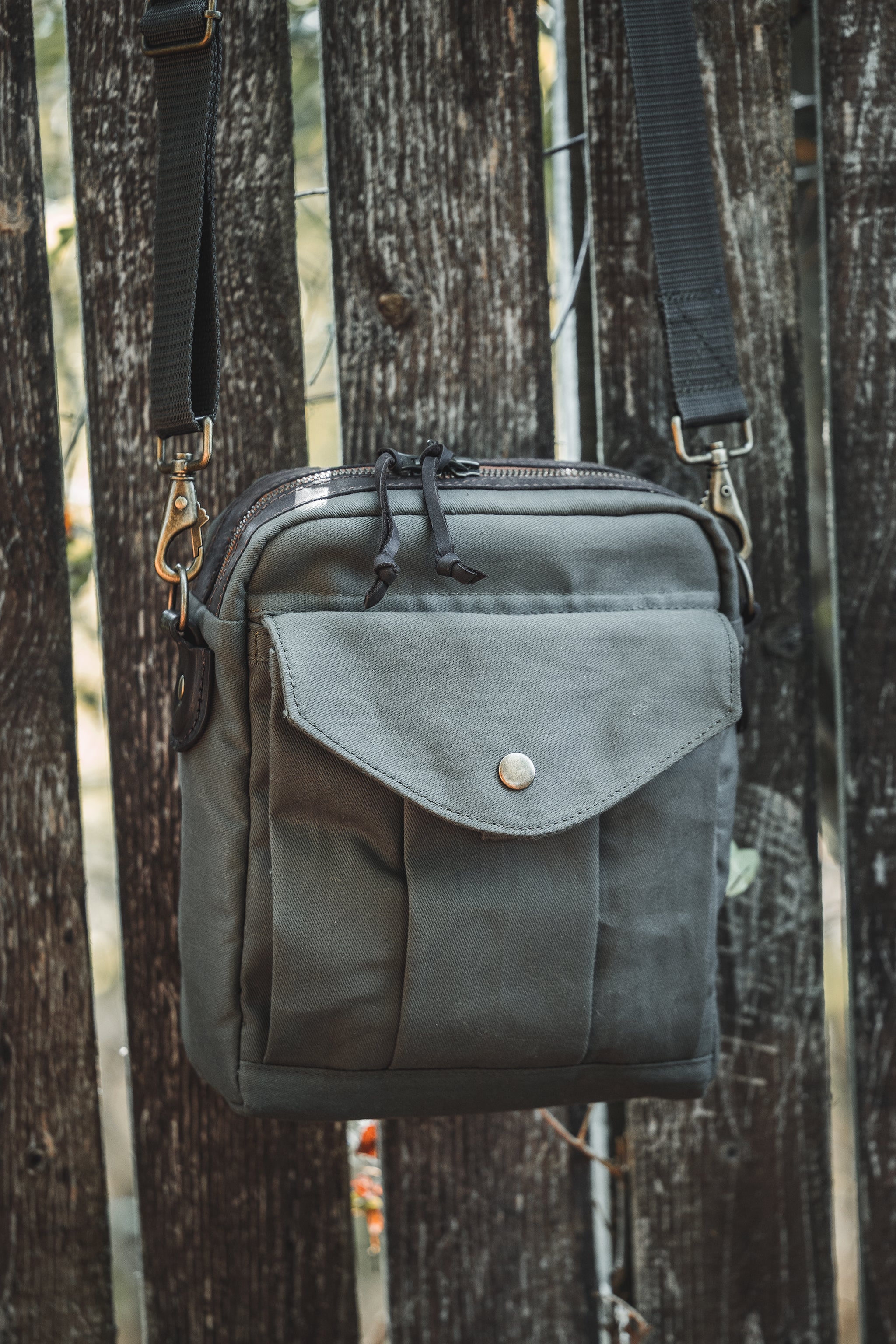 Dry Waxed Rugged Twill Canvas Man Bag