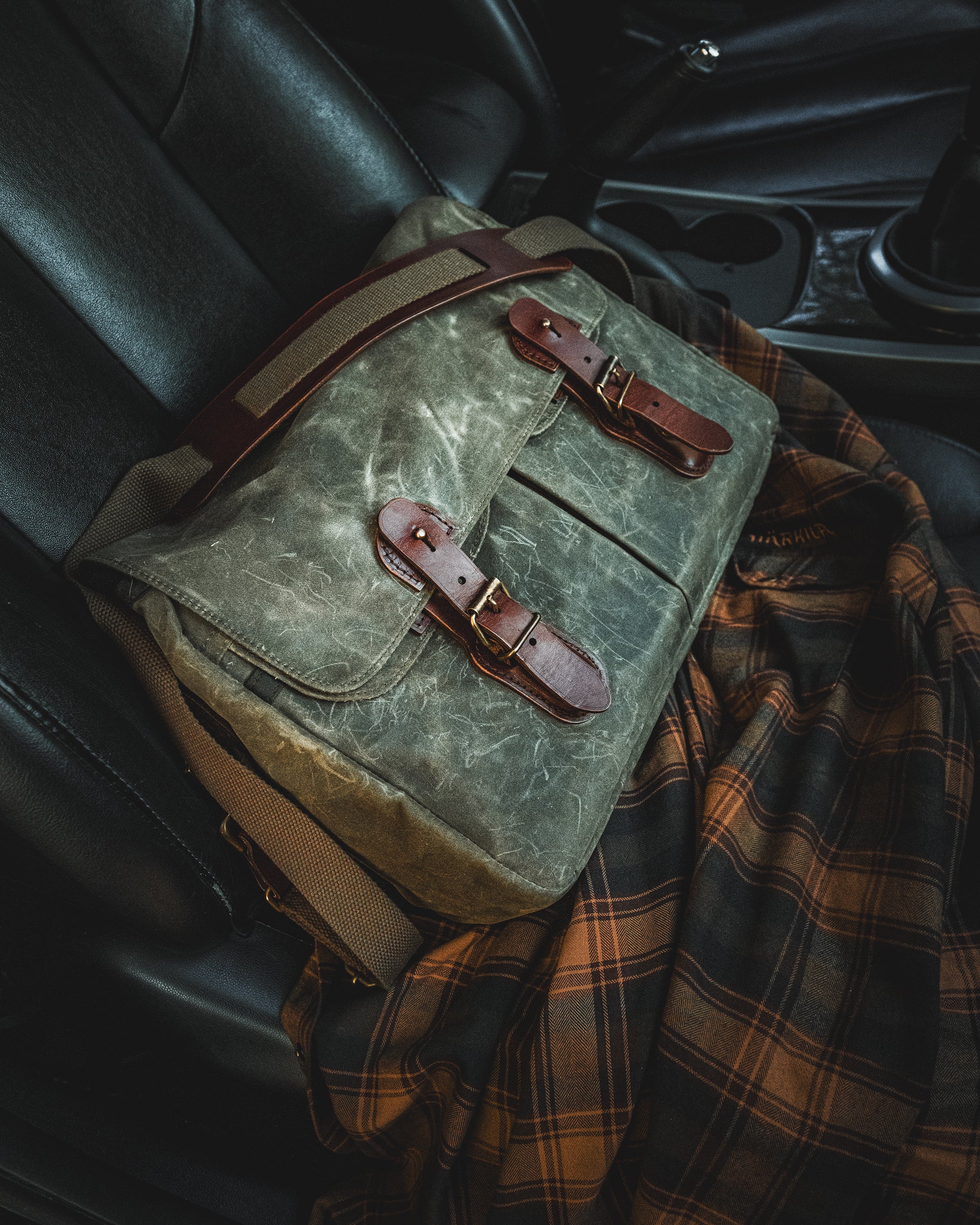 Waxed Canvas Field Bag