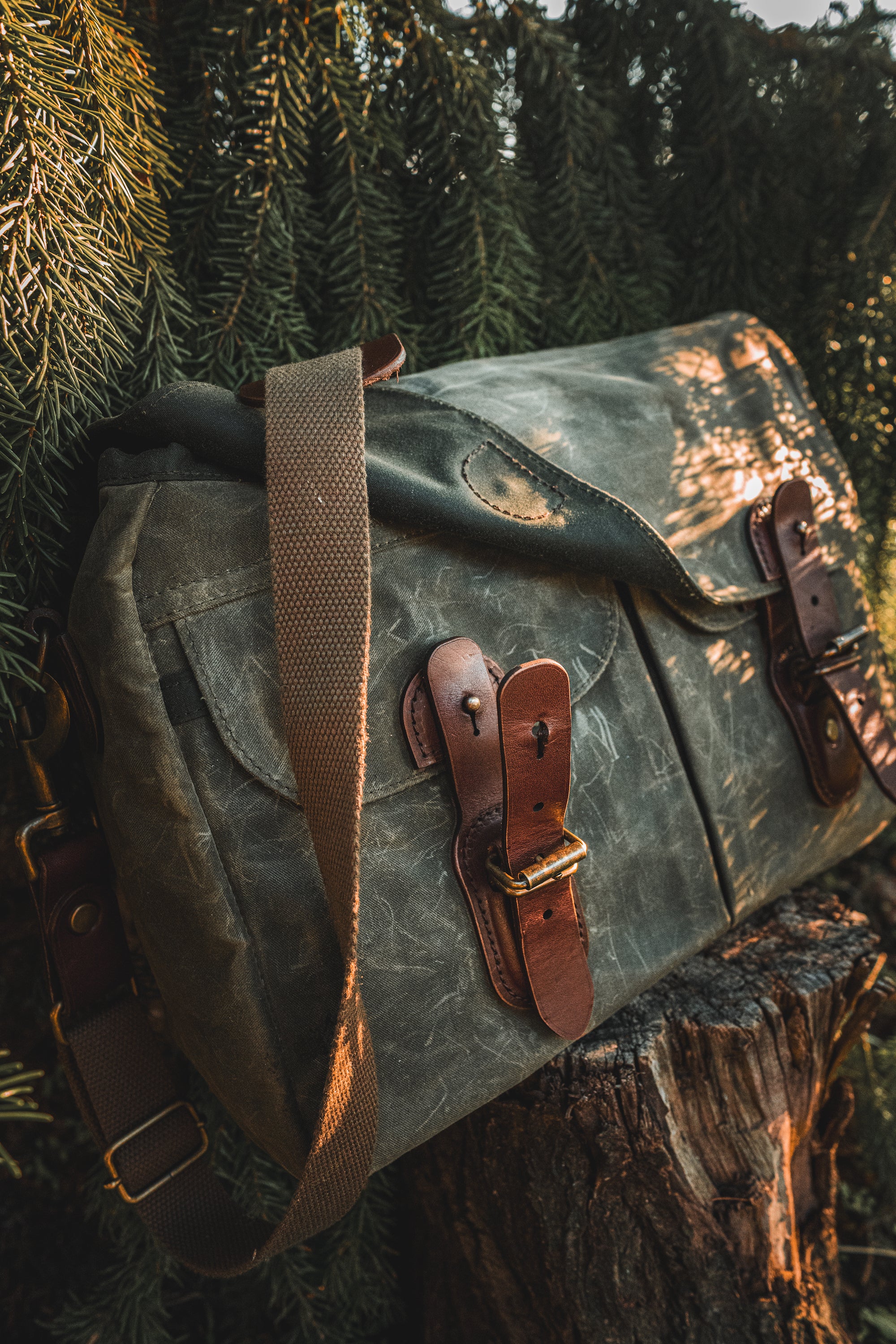 Waxed Canvas Field Bag