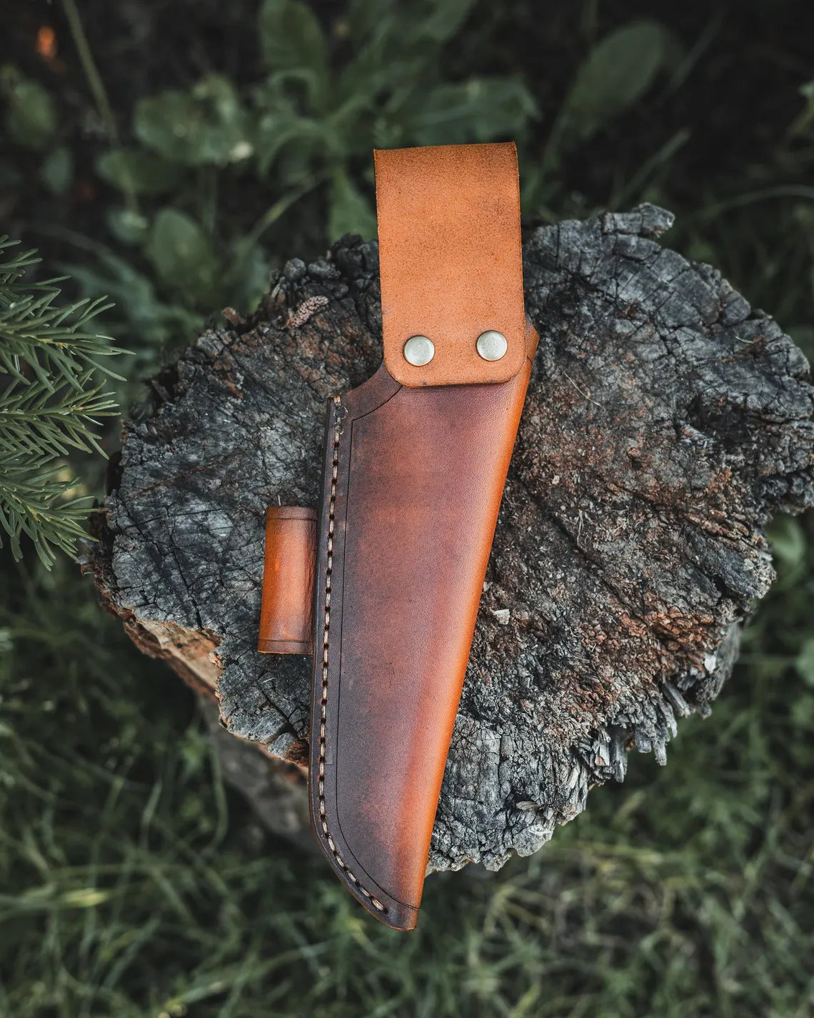 Classic Leather Bushcraft Knife Sheath
