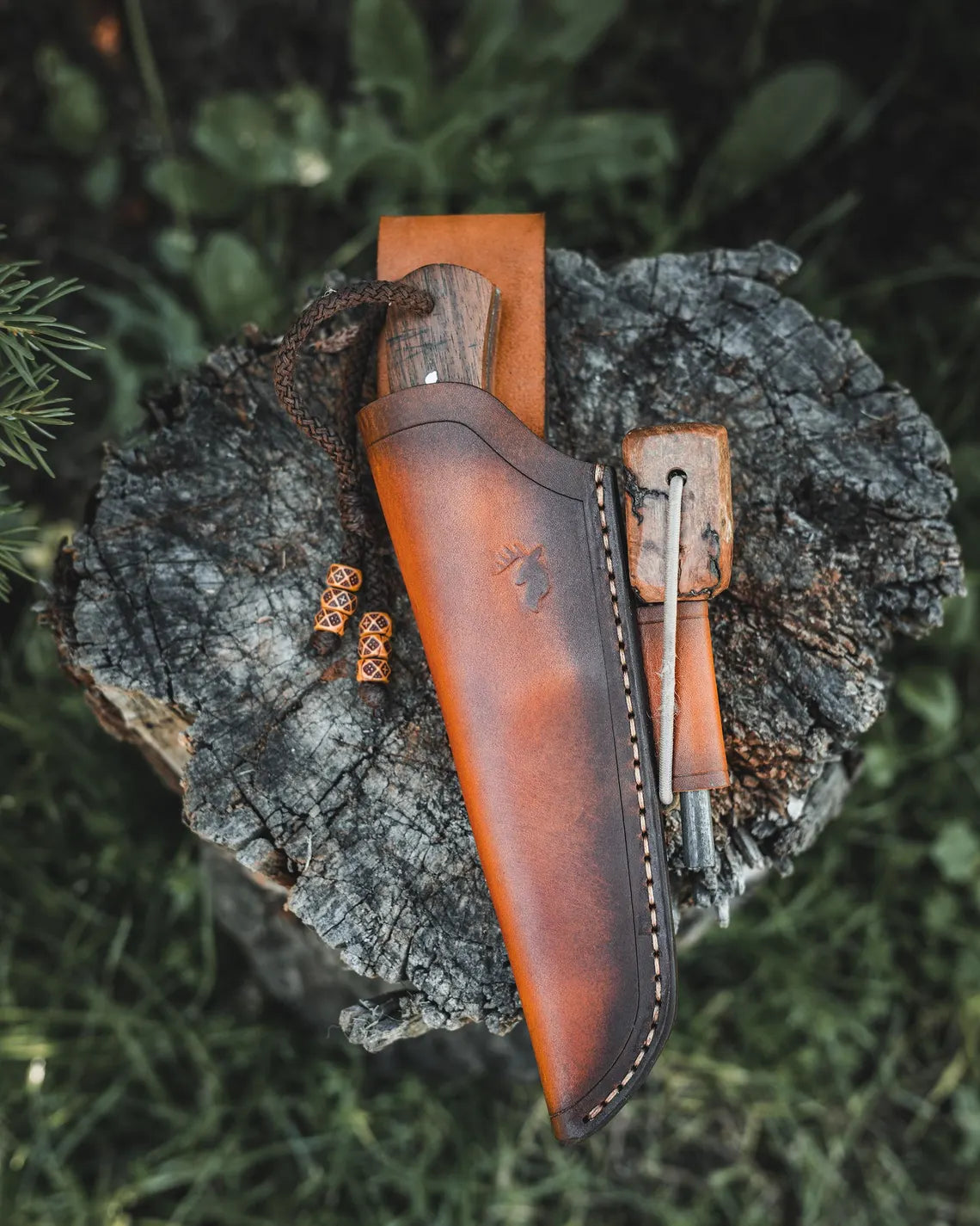 Classic Leather Bushcraft Knife Sheath